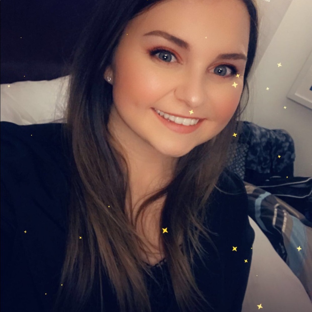 Meet your Posher, Almina